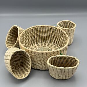 Vtg Desk Set of 5 Seagrass Woven Baskets Beachy Boho Bath Organization Kitschy